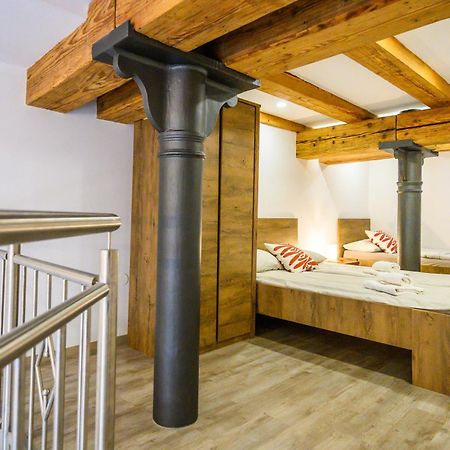 The Comfortable Loft Ljubljana Bagian luar foto